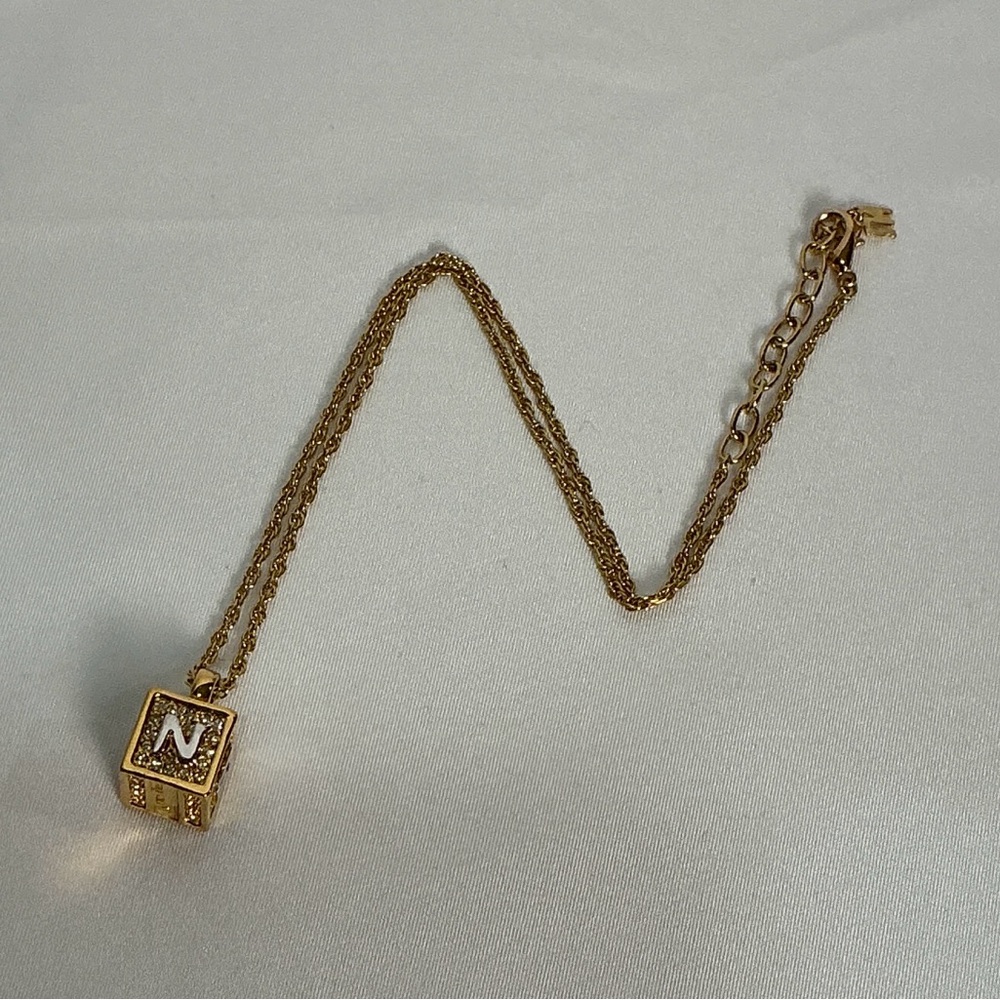 Vintage Nina Ricci Cube Dice Rhinestone Pendant NR Logo Gold Silver Necklace - Picture 5 of 10